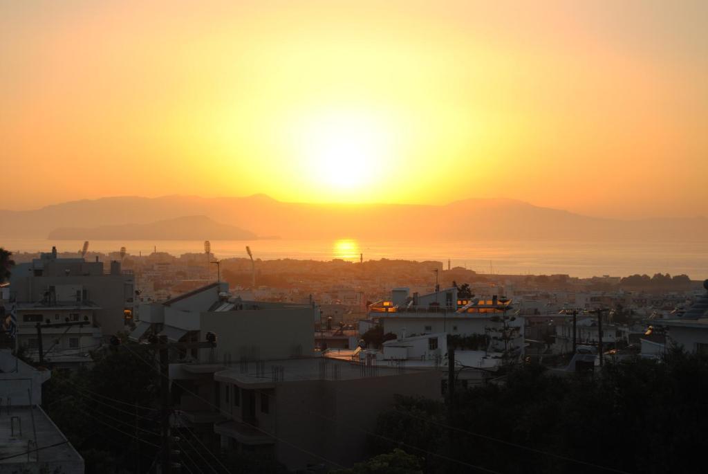 Theofilos City Hotel Chania  Room photo